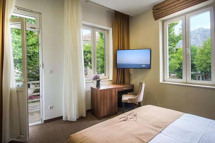 Central Luxury Rooms Omiš Esterno foto