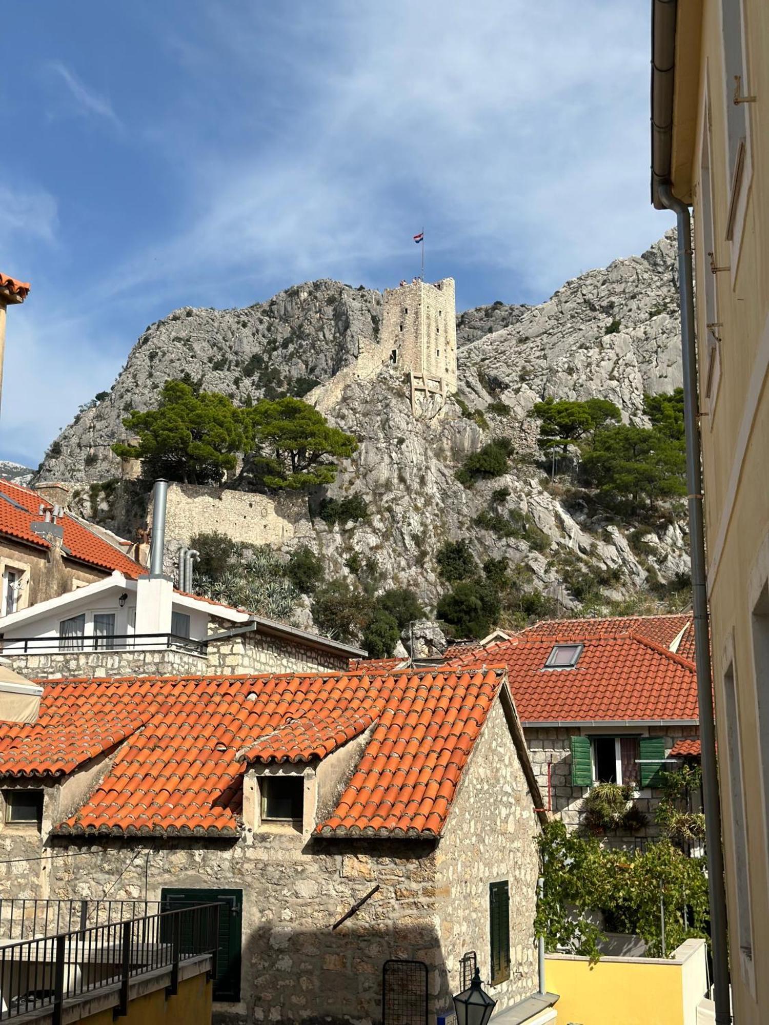Central Luxury Rooms Omiš Esterno foto